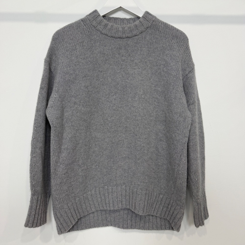 COS 100% Cashmere Gray Crewneck Sweater XS Oversized Minimalist Quiet Luxury